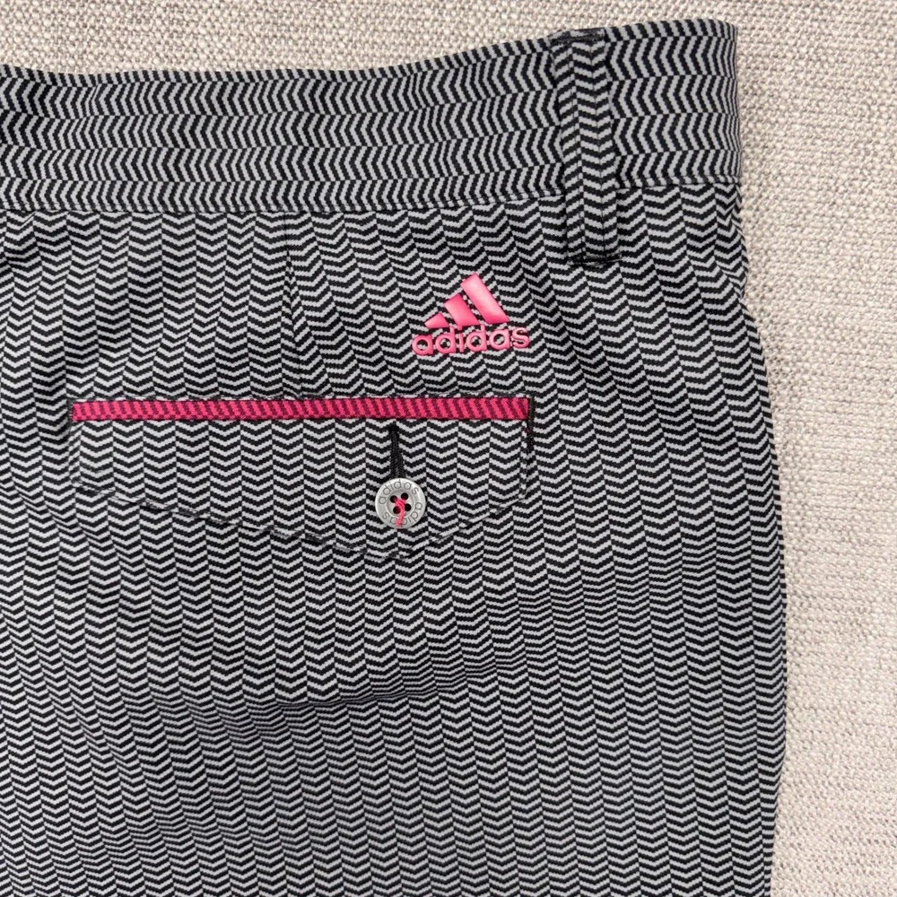 Adidas Golf Shorts Mens 42 Gray Herringbone Pink Stretch BC5311 Performance
